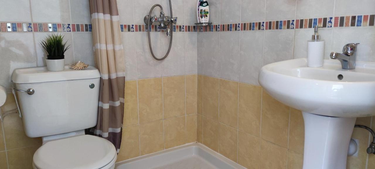Thalassa Seaside Boutique Beach Apartment Polis Eksteriør bilde