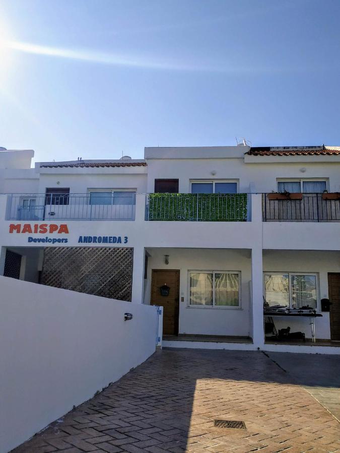 Thalassa Seaside Boutique Beach Apartment Polis Eksteriør bilde